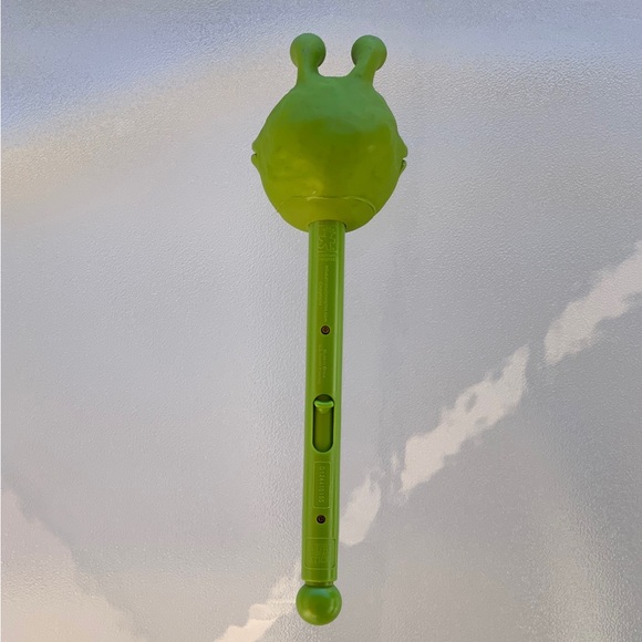 Educational Insights Puppet-On-A-Stick, Kai Frog - Picture 4 of 8